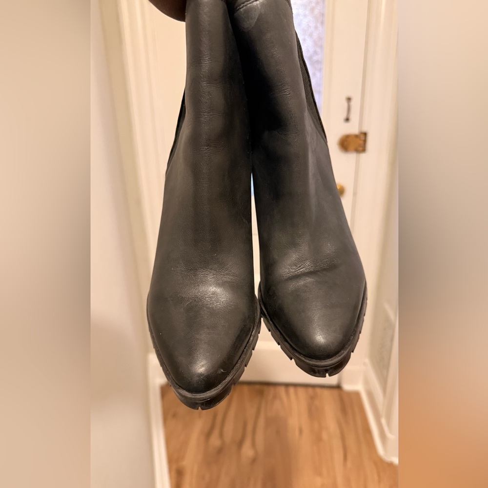Sam Edelman Pointed-Toe Ankle Boot